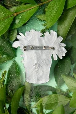 Erstwilder Day's Eye Broche><noscript><img width=