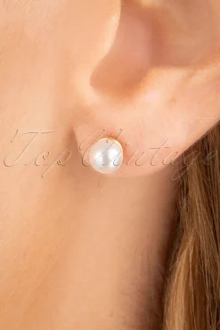 Topvintage Boutique Collection Kleine Parel Oorstekers In Ivoor>Vrouwen Sieraden