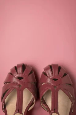 Chelsea Crew Sergi T-Strap Pumps In Dieprood><noscript><img width=