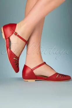 Charlie Stone Singapore T-Strap Ballerina's Flats In Rood><noscript><img width=