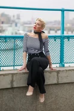 Banned Retro Stay Awhile Broek In Zwart><noscript><img width=